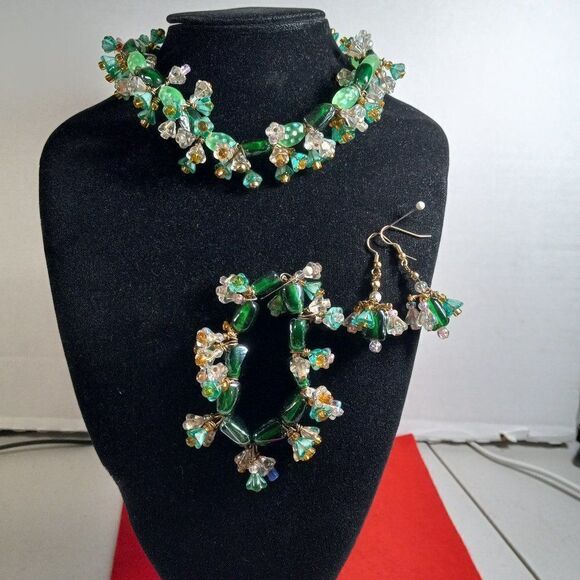 Vintage Glass Floral Beaded Necklace Stretch Bracelet and Earrings